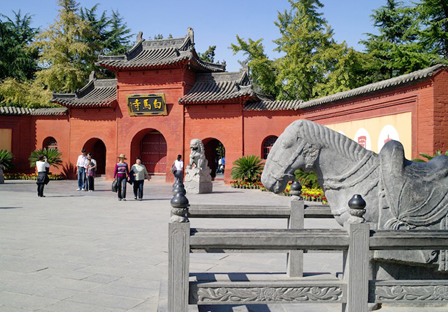 Chùa Bạch Mã là một trong những ngôi chùa Phật giáo đầu tiên được xây dựng ở Trung Quốc