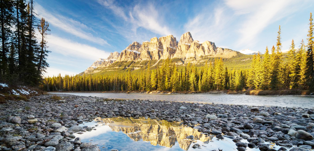 Núi Lâu Đài/Castle Mountain