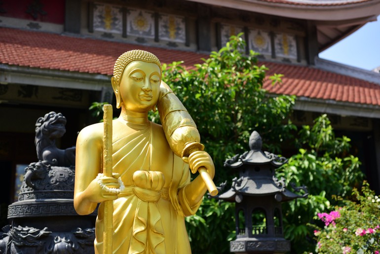 Tượng Tôn giả Sivali tại chùa Vĩnh Nghiêm - Q.3, TP.HCM