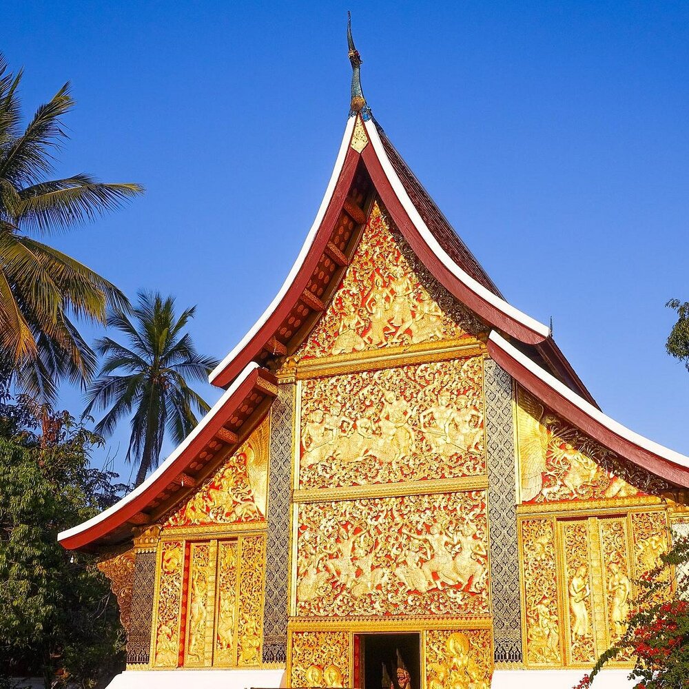 Ngôi chính điện mang phong cách kiến trúc cổ điển của Luang Prabang