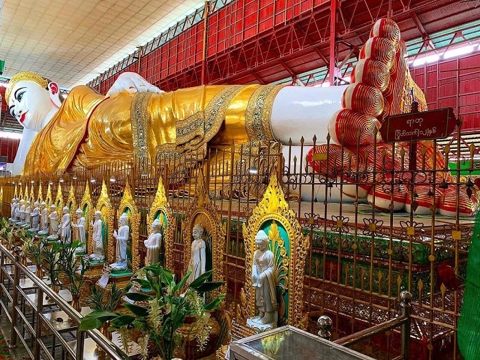 Tôn tượng Đức Phật nằm tại chùa Chaukhtatgyi