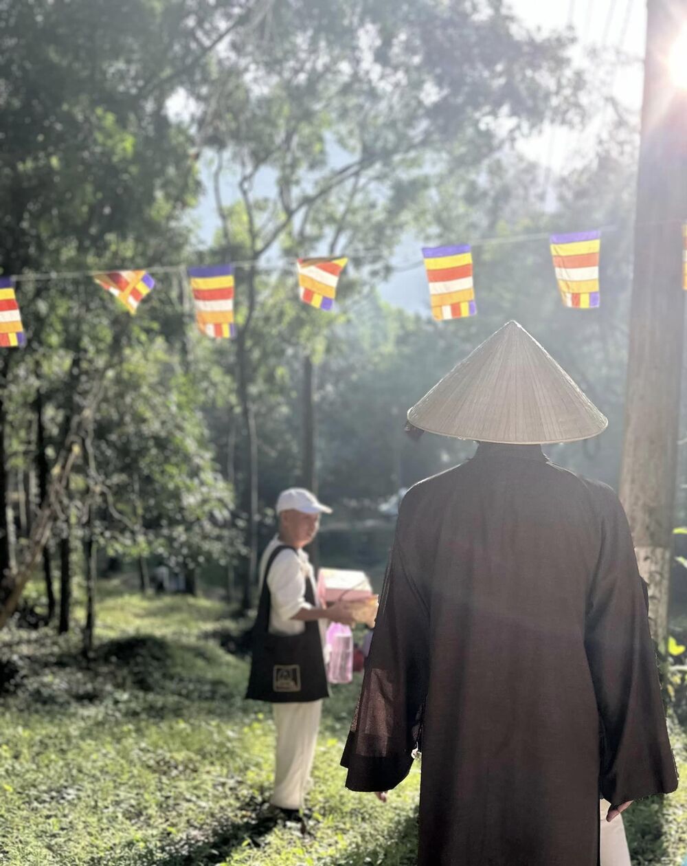 “Cuộc đời như một quyển sách. Chân lý cất giấu trong những sự việc bình thường”. Ảnh minh họa