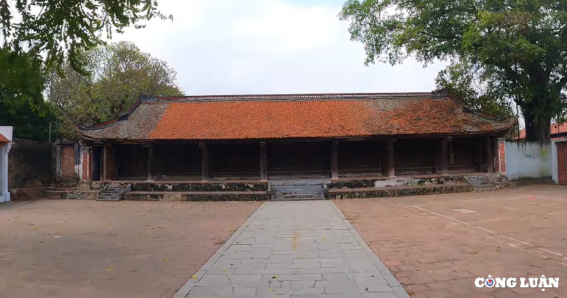 Vào đời vua Lê Thần Tông (thế kỷ XVII), chùa Đậu được mệnh danh là đệ nhất danh lam đất kinh kỳ.