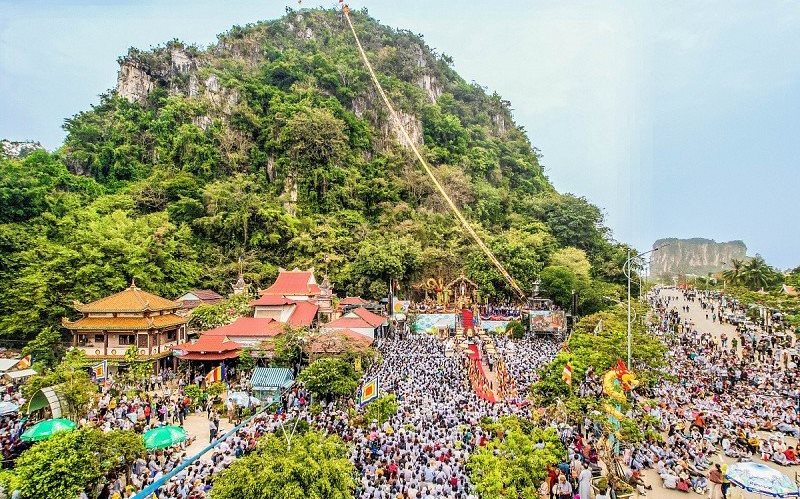 Lễ hội Quán Thế Âm - Ngũ Hành Sơn thú hút hàng ngàn Phật tử về dự mỗi năm