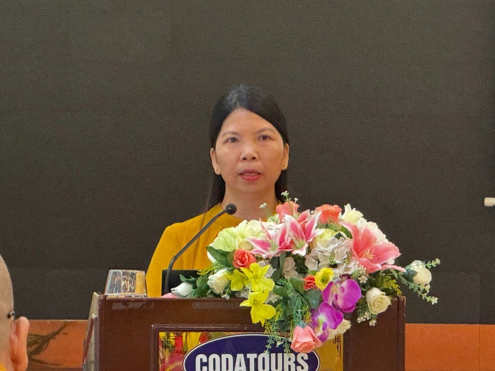 Bà Phạm Thị Kim Hoa - Vụ trưởng Vụ Thông tin văn hoá Ủy ban Nhà nước về người Việt Nam ở nước ngoài, Bộ Ngoại giao.