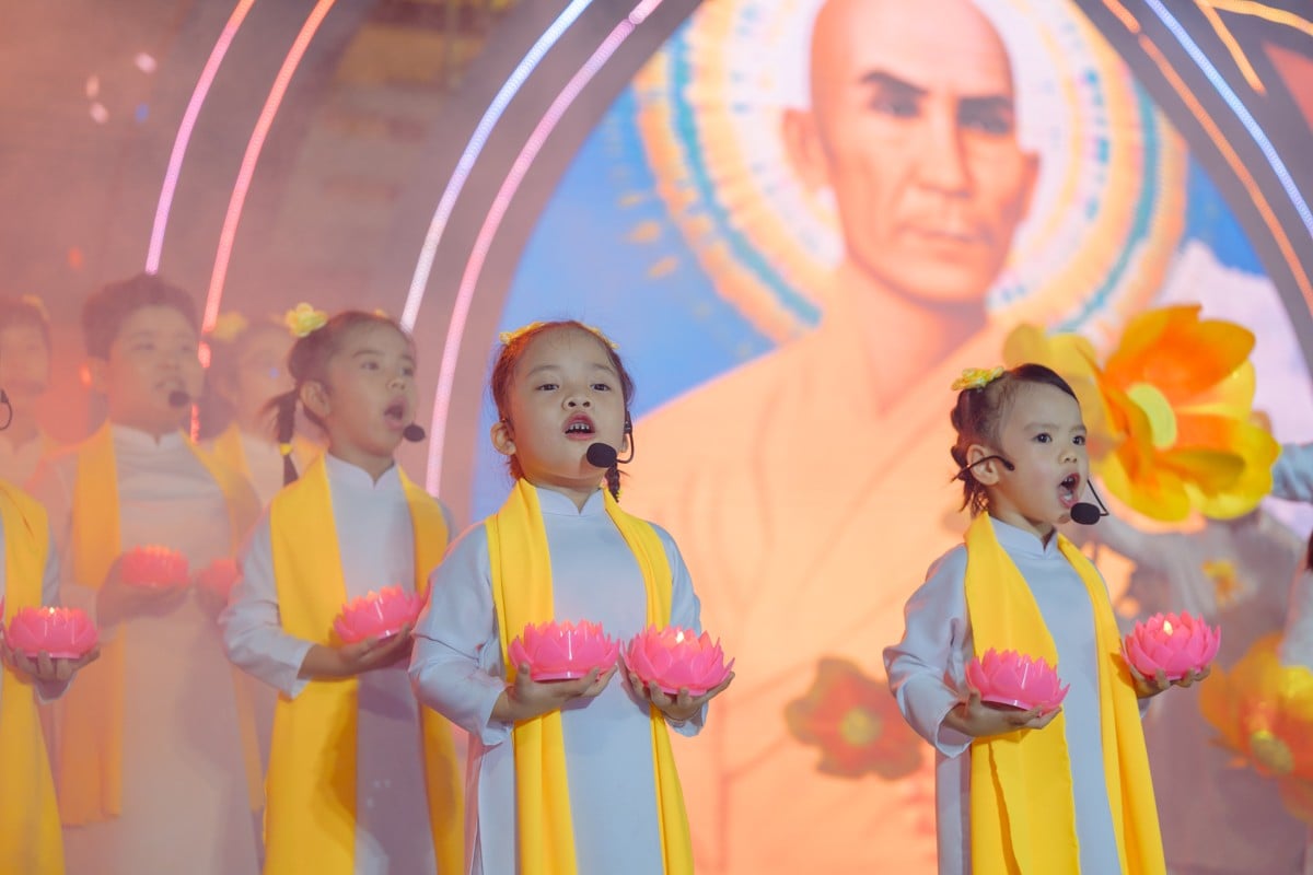Đêm nhạc “Việt Nam muôn thuở, Sáng ngời đạo thiêng” mở đầu chào mừng Vesak 2025 19