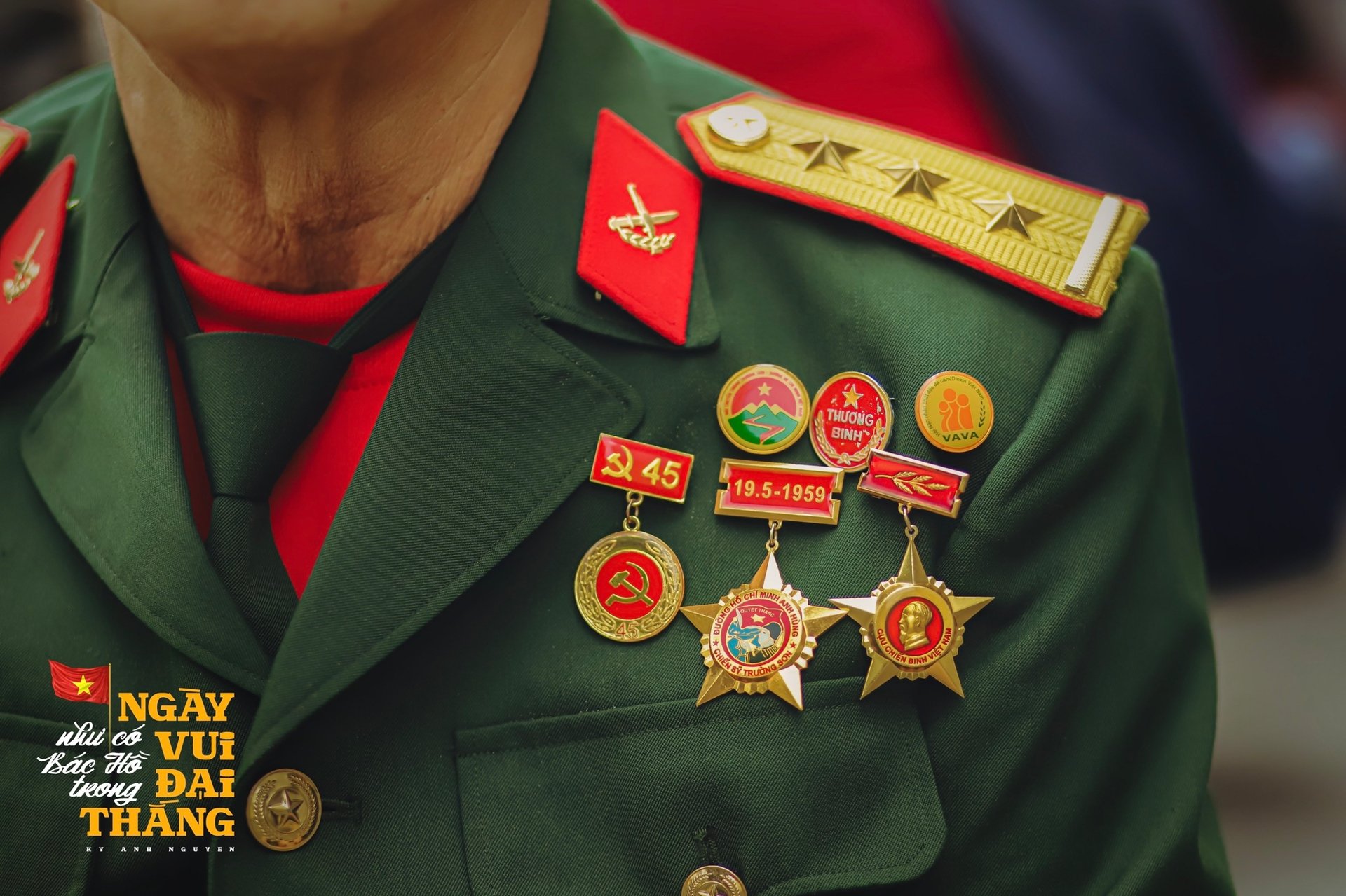 Bộ ảnh duyệt binh sáng 30/4