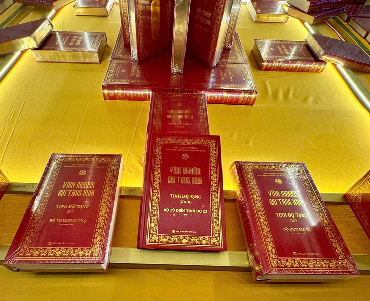Ngắm 87 phiên bản bảo vật quốc gia Phật giáo Việt Nam tại Đại lễ Vesak 2025 2
