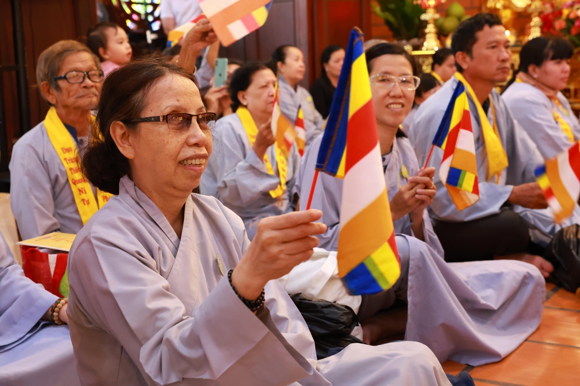 Hơn 200 Phật tử quy y Tam bảo tại chùa Thiên Quang mùa Phật Đản Vesak 2025 4