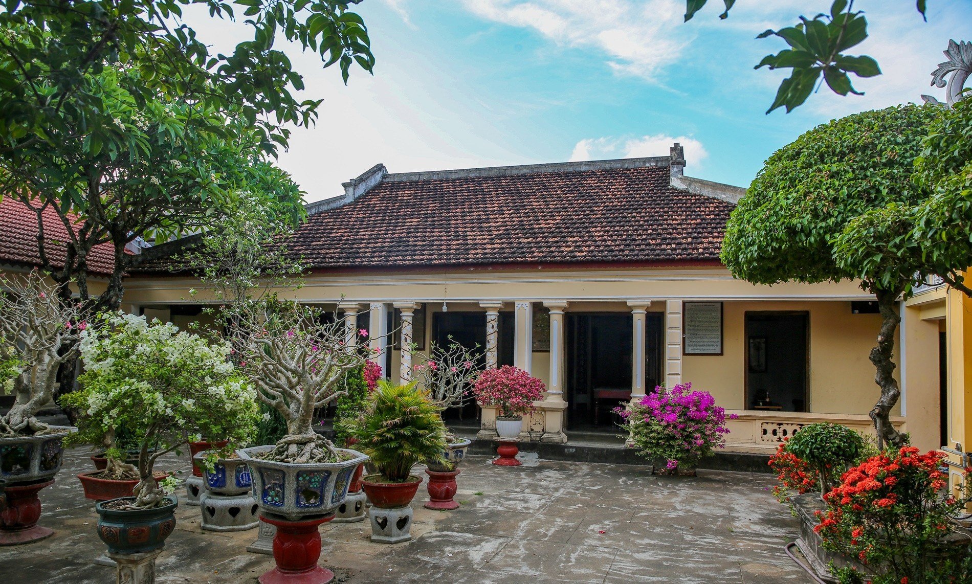 Ngắm ngôi chùa hơn 350 năm tuổi ở Gia Lai 13