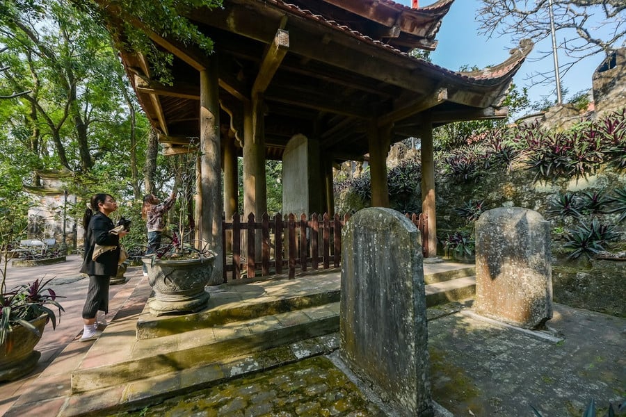 Về Ninh Bình, chiêm bái ngôi cổ tự nghìn năm tuổi lưu giữ hai bảo vật quốc gia 5