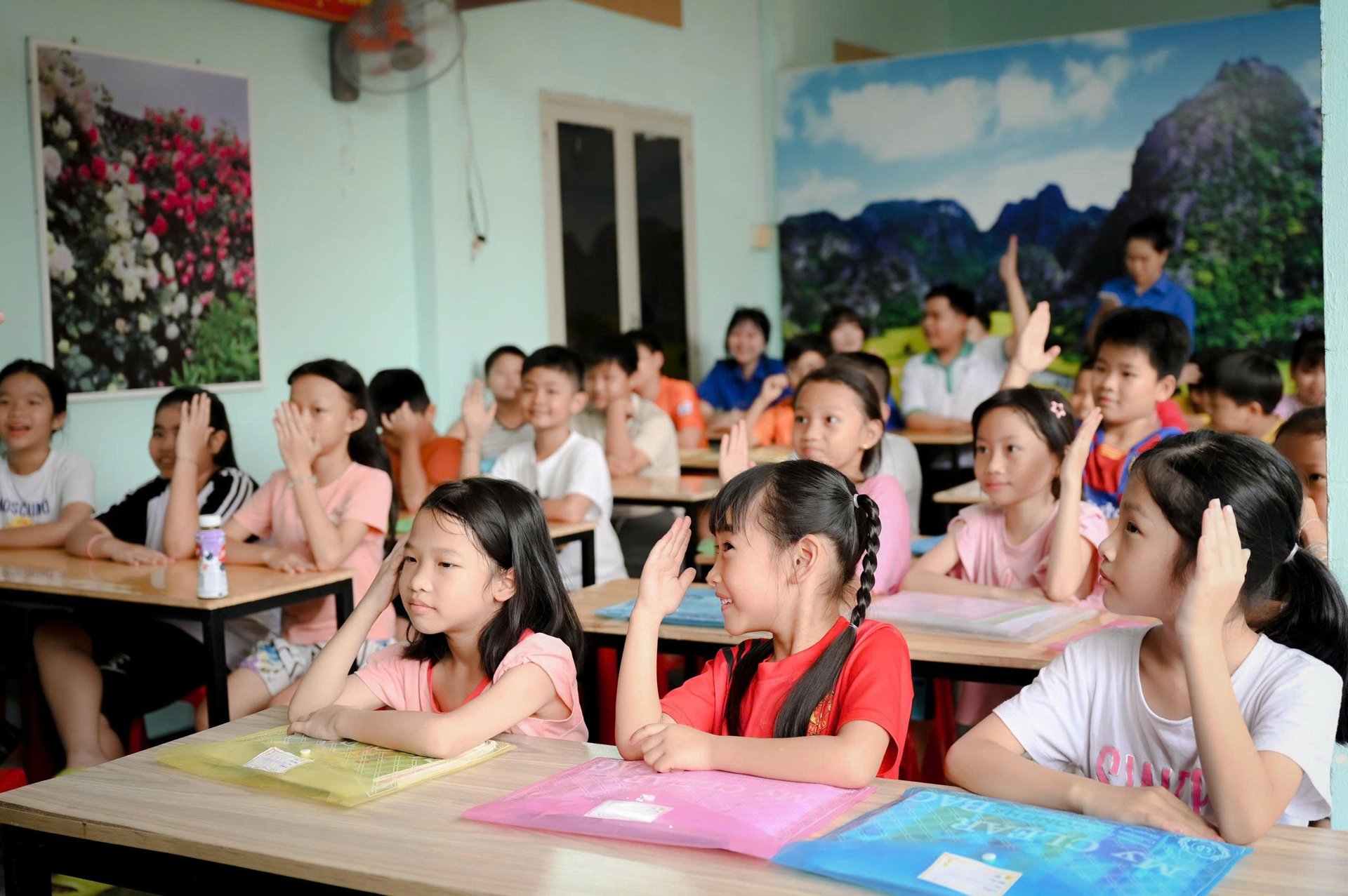Chính quyền phường thỉnh nhà sư chia sẻ bài học nhân quả với thiếu nhi 3