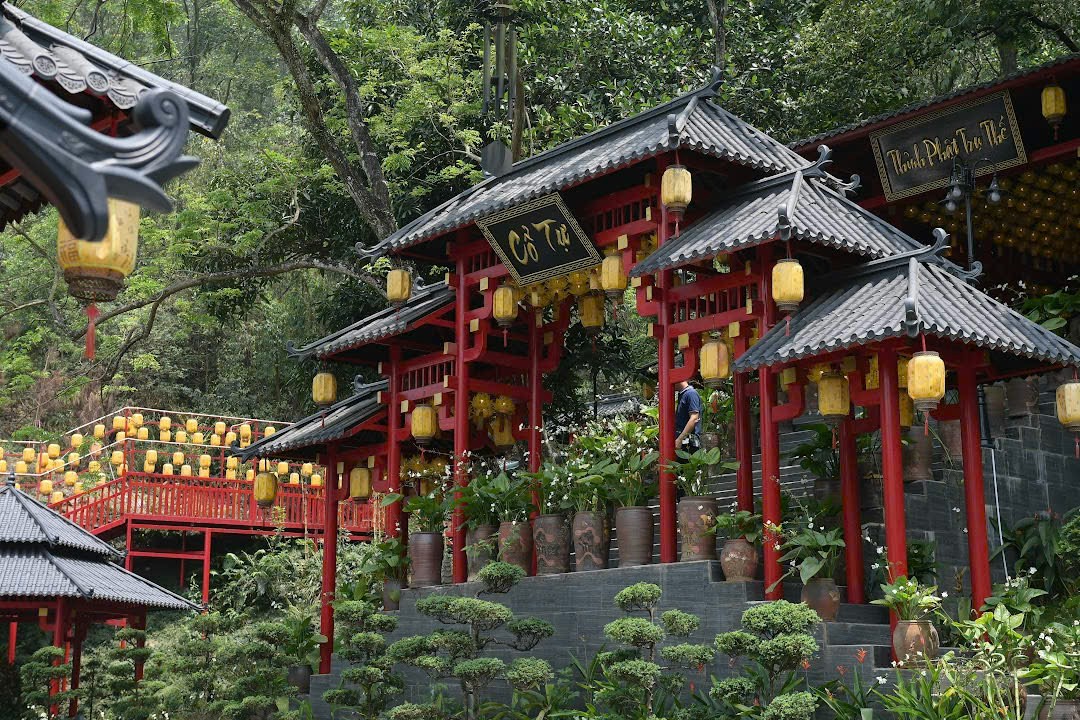 Vẻ đẹp yên bình, thanh tịnh của chùa Cây Thị ở Ninh Bình  10