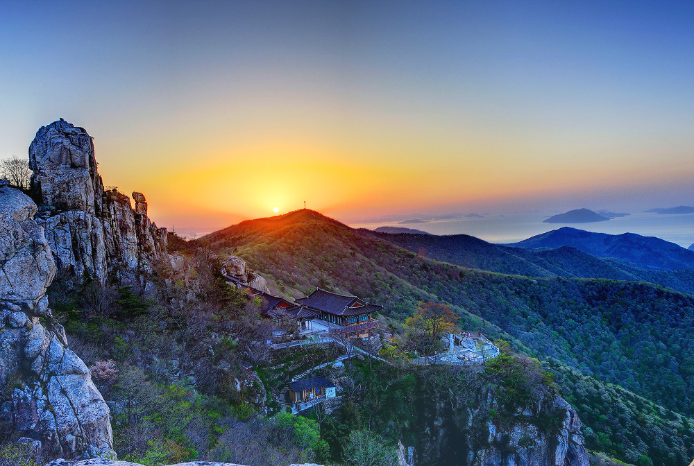 Cổ tự Boriam nổi tiếng với phong cảnh đẹp nhất nhì Hàn Quốc