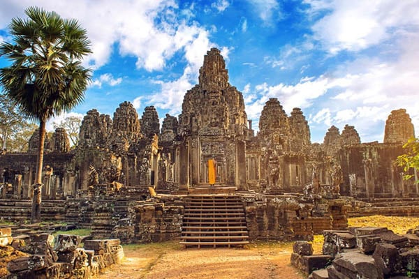 Khám phá vẻ đẹp huyền bí phía trong quần thể đền đài Angkor Wat của 