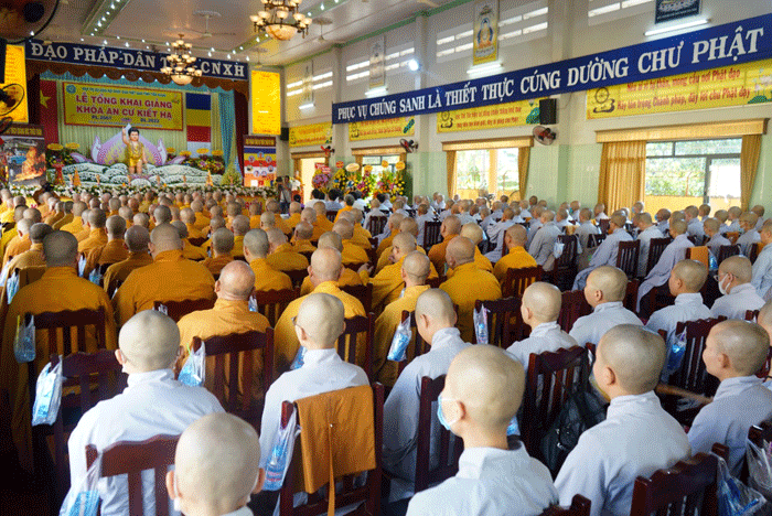 Phật giáo tỉnh Tiền Giang tổng khai giảng khóa An cư Kiết hạ PL.2567