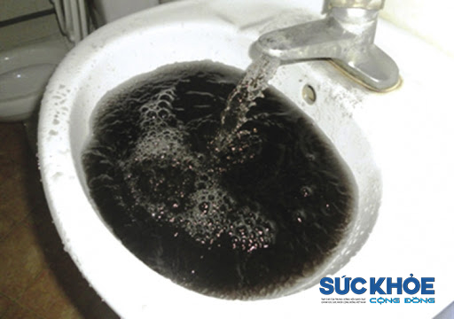 Nguồn nước tại vòi bị nhiễm bẩn (Nguồn Internet)