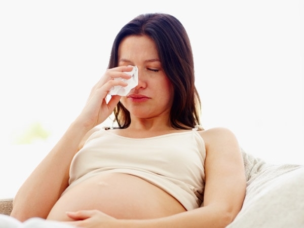 Mang thai mẹ khóc nhiều ảnh hưởng đến thai nhi như thế nào?