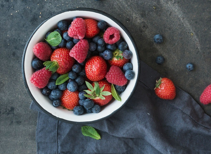 mixed-berries_icqt