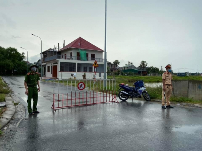 hai-vo-chong-tu-binh-duong-ve-nhiem-covid-19-ha-tinh-phong-toa-khu-vuc-2