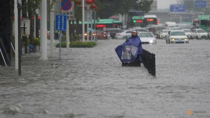 duong_pho_trinh_chau_ngap_trong_bien_nuoc._nguon_reuters