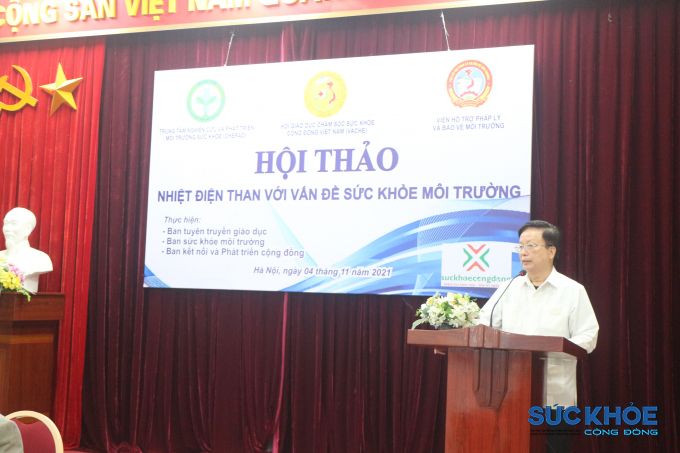 Nguyên Ủy viên Ban Chấp hành Trung ương Đảng, Chủ tịch Hội Giáo dục chăm sóc sức khỏe cộng đồng Việt Nam Nguyễn Hồng Quân phát biểu khai mạc hội nghị