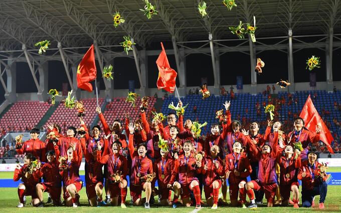 Đội tuyển bóng đá nữ Việt Nam lần thứ ba liên tiếp giành chức vô địch SEA Games 31