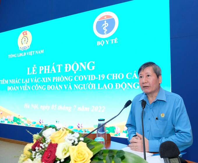 Phó Chủ tịch Thường trực Tổng Liên đoàn Lao động Việt Nam Trần Thanh Hải phát biểu tại lễ phát động