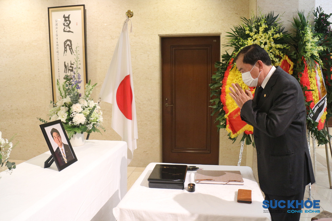 Lãnh đạo Hội viếng cố Thủ tướng Nhật Bản Abe Shinzo