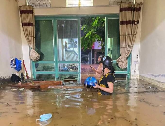 Mưa lớn gây ngập nhiều gia đình tại Lào Cai. Ảnh: Laocai.gov