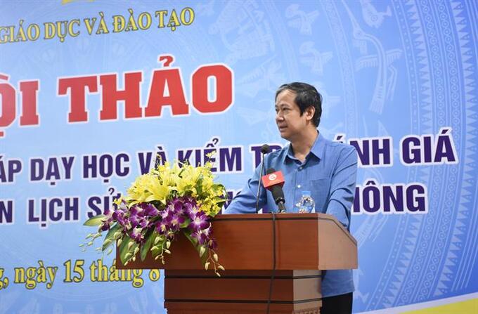 Bộ trưởng Nguyễn Kim Sơn phát biểu tại Hội thảo