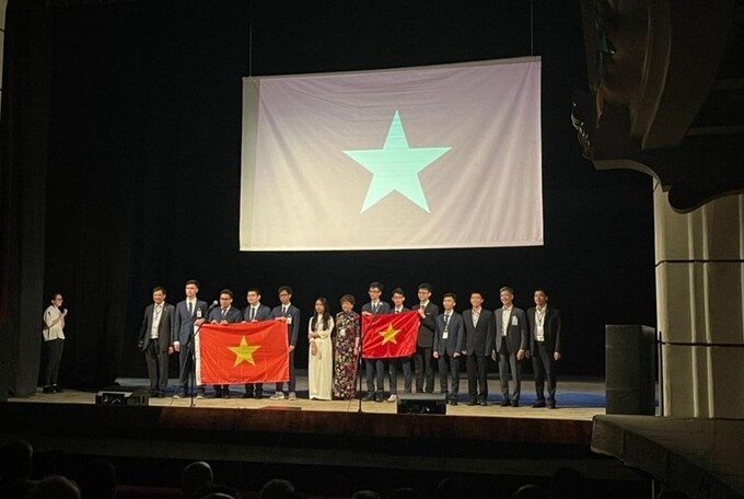 Đoàn học sinh Việt Nam tham dự kỳ thi Olympic quốc tế về thiên văn học và vật lý thiên văn năm 2022