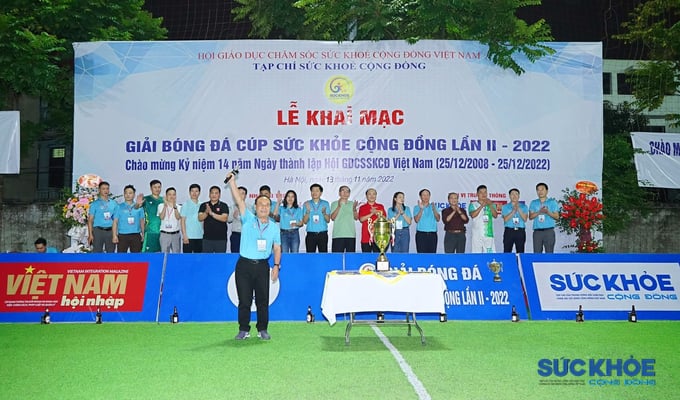 TS. Vương Văn Việt - Trưởng Ban Tổ chức tuyên bố khai mạc Giải đấu