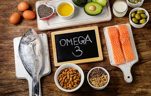 hóm thực phẩm giàu axít béo Omega-3 là thành phần không thể thiếu trong chế độ ăn của người bị bệnh tuyến giáp. Ảnh: Bigstock.com