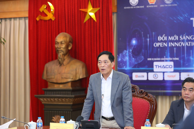 Thứ trưởng Bộ KH&CN, Trần Văn Tùng chia sẻ thông tin tại buổi họp báo 