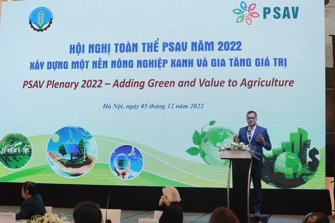 Ông Binu Jacob - Tổng Giám đốc Nestlé phát biểu tại Cuộc họp chương trình Đối tác Phát triển Nông nghiệp Bền vững Việt Nam (PSAV) năm 2022 với chủ đề “Xây dựng một nền nông nghiệp xanh và gia tăng giá trị”