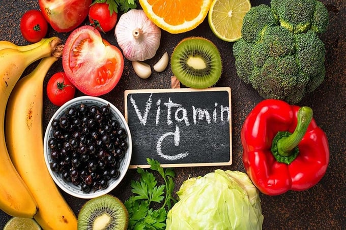 Bổ sung vitamin C hậu Covid qua các loại trái cây có múi và rau tươi