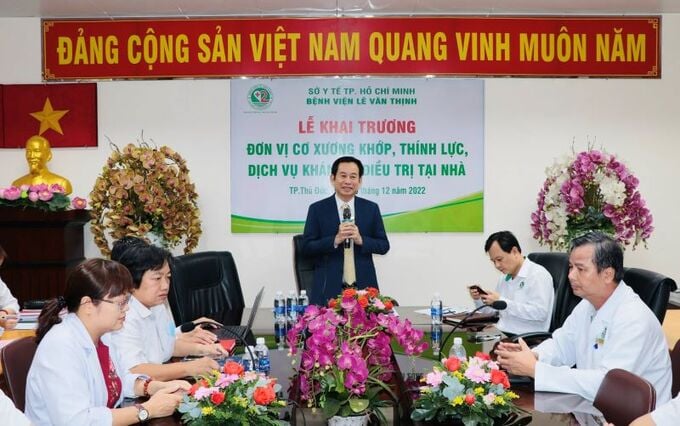 BSCKII Trần Văn Khanh - Giám đốc bệnh viện phát biểu tại buổi lễ
