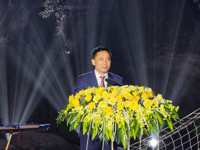 Chủ tịch UBND TP Sầm Sơn Lê Văn Tú phát biểu tại Lễ hội