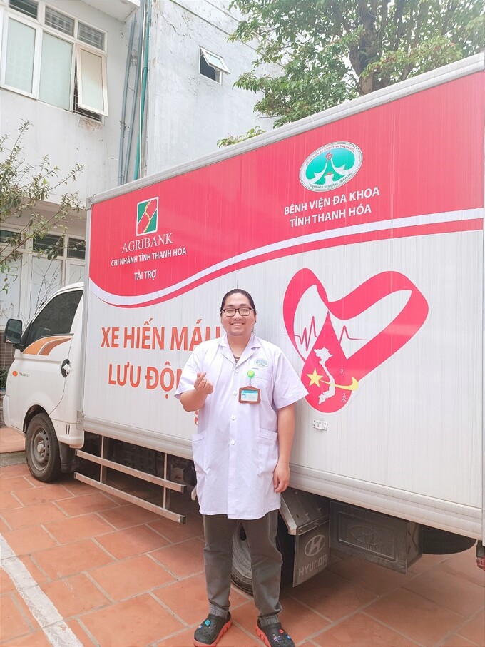 Kỹ thuật viên Bùi Thanh Phúc 12 năm bền bỉ trao sự sống với 18 lần hiến máu toàn phần và 36 lần hiến tiểu cầu