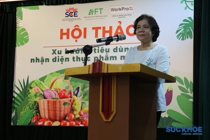 Bà Trần Thị Dung - Phó Chủ tịch Hiệp hội Thực phẩm minh bạch (AFT) phát biểu tại Hội thảo