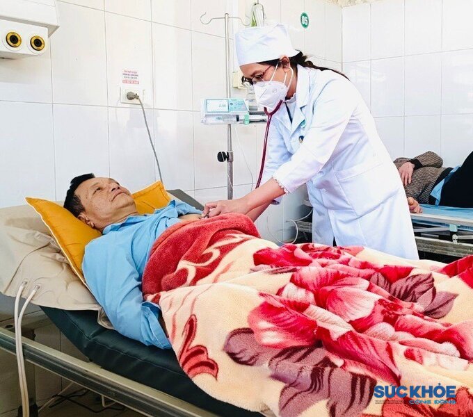 Mỗi ngày, Bệnh viện đa khoa tỉnh Thanh Hóa  tiếp nhận từ 800-1.000 bệnh nhân đến khám và 250 bệnh nhân nhập viện điều trị nội trú.