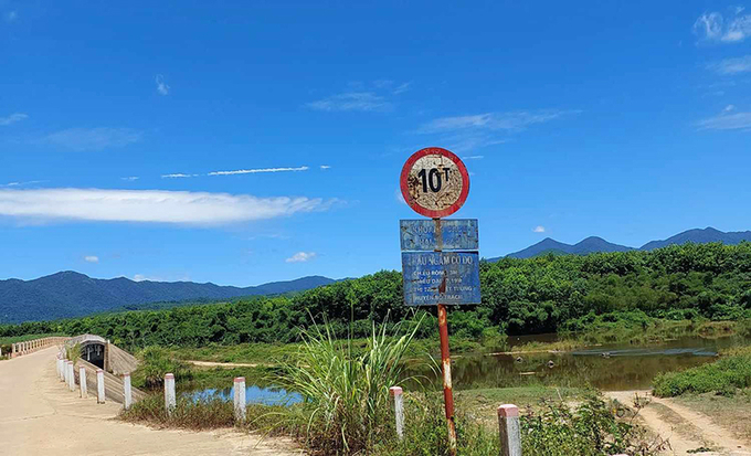 Cầu ngầm Cờ Đỏ (TTNT Việt Trung, Bố Trạch), đoạn sông xảy ra vụ đuối nước thương tâm. Ảnh: Báo Quảng Bình