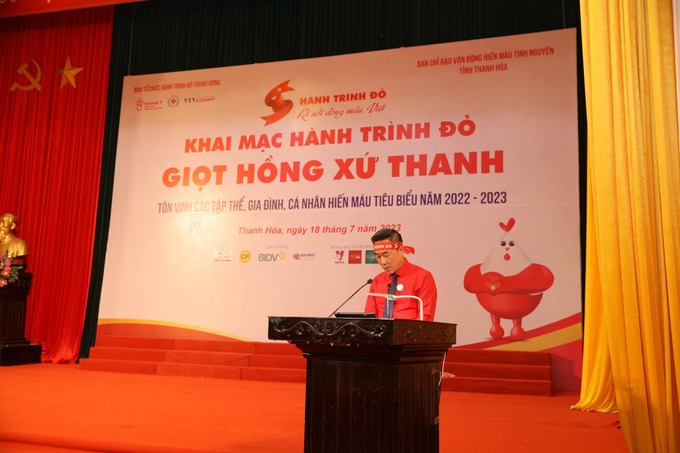 Phó Chủ tịch Trung ương Hội Chữ thập đỏ Việt Nam Nguyễn Hải Anh phát biểu tại chương trình.