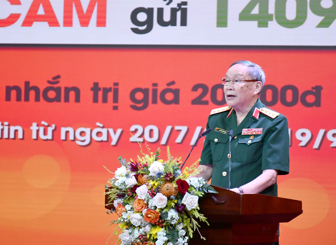 Thượng tướng Nguyễn Văn Rinh, nguyên Ủy viên BCH Trung ương Đảng, nguyên Thứ trưởng Bộ Quốc phòng, Chủ tịch Hội NNCĐDC/dioxin Việt Nam phát biểu tại chương trình