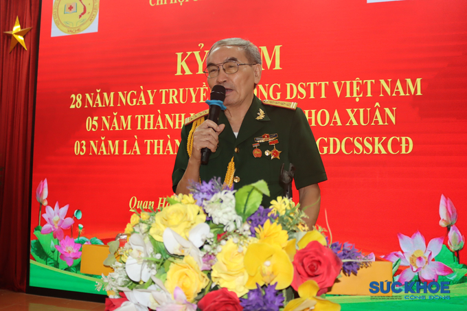 Đại tá Tạ Quang Vinh, Tổng Thư ký Hội GDCSSKCĐ Việt Nam, Chủ tịch Khối DSTT Việt Nam ghi nhận và đóng góp ý kiến