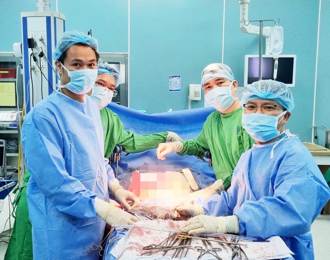 Ca mổ cứu sống bệnh nhân chấn thương vỡ đa tạng trong ổ bụng