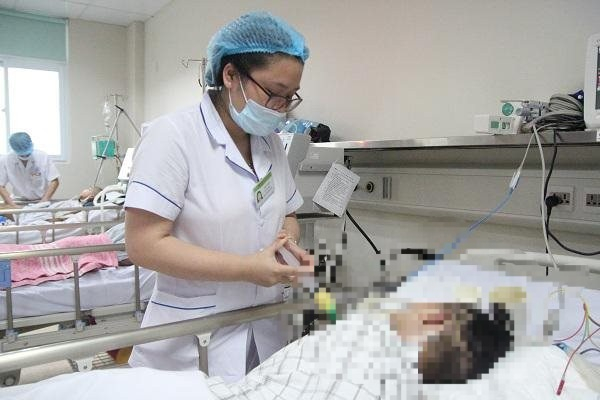 Một bệnh nhi điều trị viêm não Nhật Bản tại Bệnh viện Nhi trung ương. Ảnh: Hà Nội mới