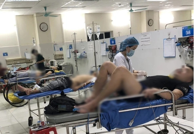 Các bệnh nhân điều trị tại Bệnh viện Đa khoa tỉnh Bắc Kạn. Ảnh: TTXVN