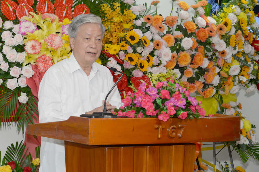 Ông Nguyễn Hồng Quân - Nguyên Ủy viên Trung ương Đảng, Nguyên Bộ trưởng Bộ Xây dựng, Chủ tịch Trung ương Hội GDCSSKCĐ Việt Nam